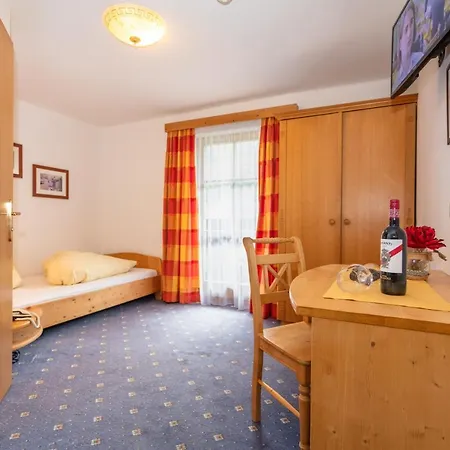 Seighof Guest house 3*
