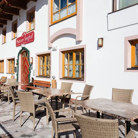 Affittacamere Seighof - Geschichte Zum Anfassen Seit 1366 - Inkl Bergbahnen Im Sommer - Regionales Fruehstueck - Bergpanorama - Joker Card
